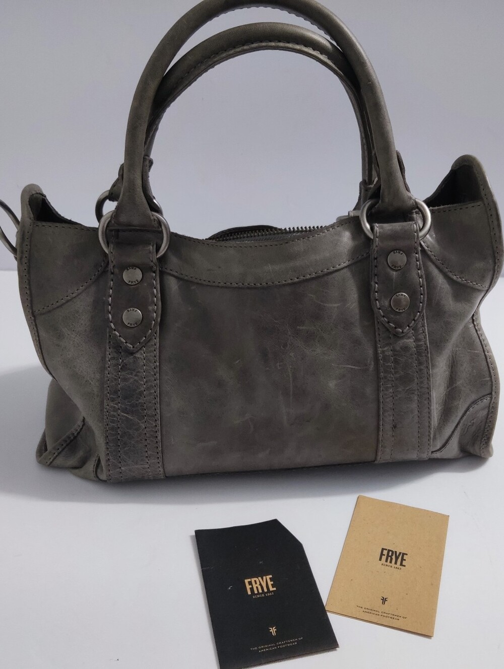 Frye Women's Leather Satchel Handbag in Olive Gray. Pre-owned.